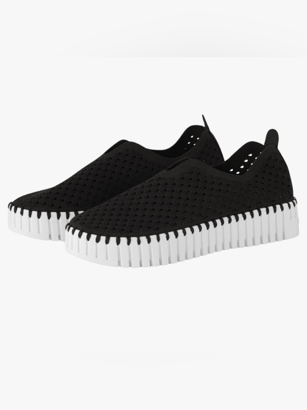 Ilse Jacobsen Tulip Black Slip-On Platform Sneakers w White Ribbed Sole